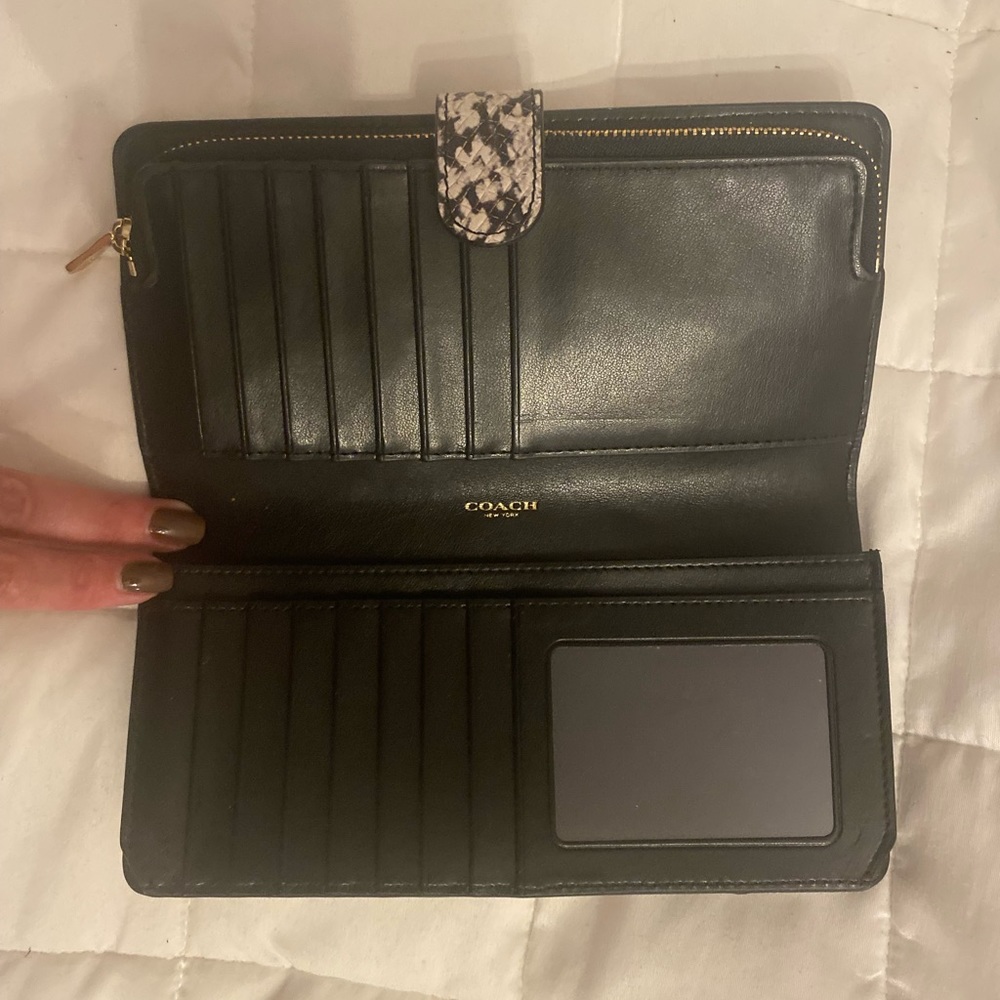 Coach wallet - Picture 3 of 4